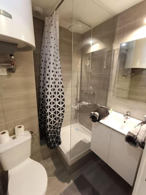 Appartement Tout Equipe 2 A 4 Couchages St Charles Marselha Exterior foto