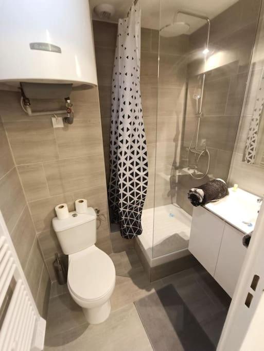 Appartement Tout Equipe 2 A 4 Couchages St Charles Marselha Exterior foto