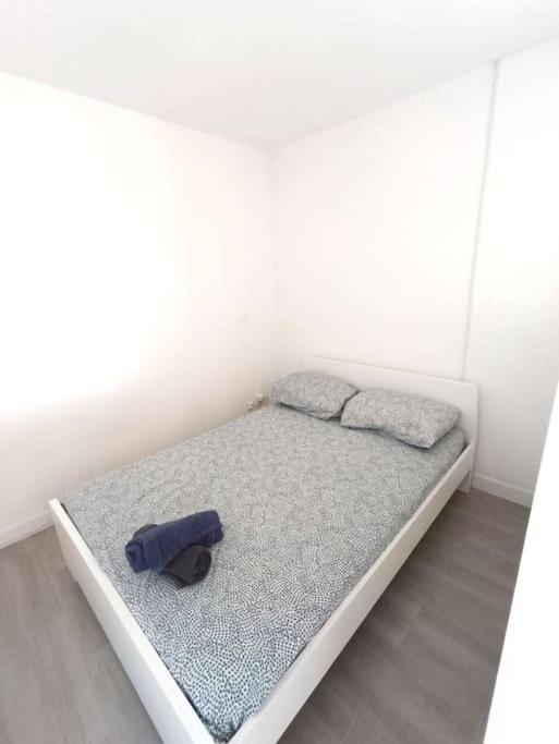 Appartement Tout Equipe 2 A 4 Couchages St Charles Marselha Exterior foto